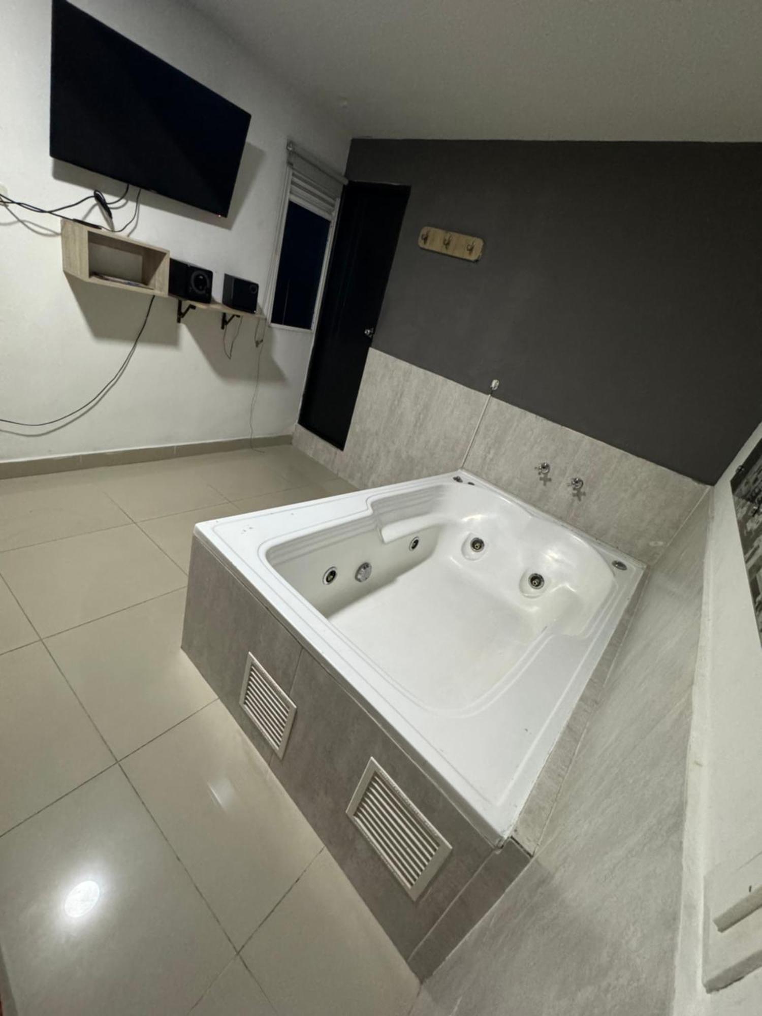 Hotel Select Medellín Eksteriør bilde