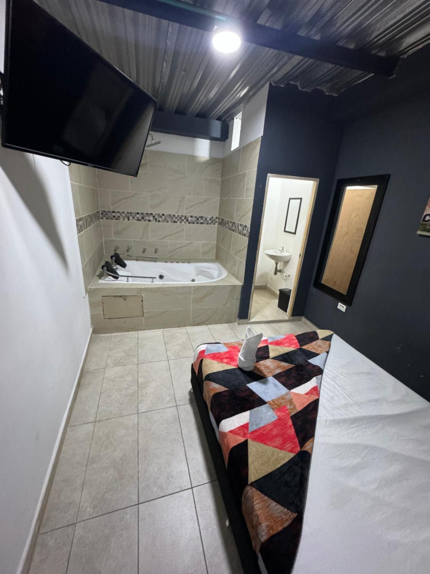Hotel Select Medellín Eksteriør bilde