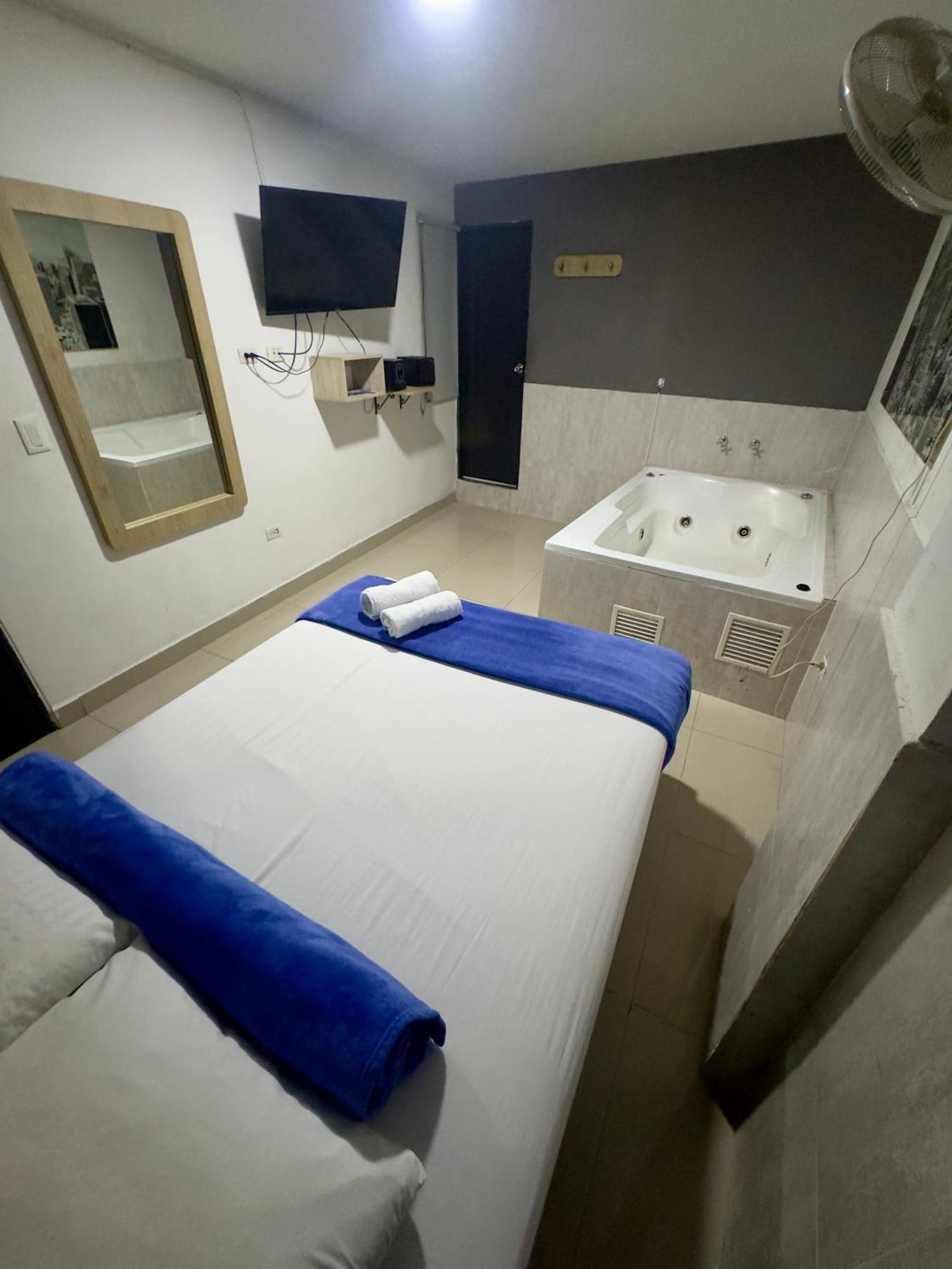 Hotel Select Medellín Eksteriør bilde